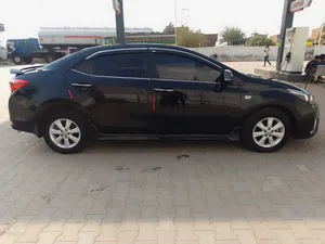 Toyota Corolla Altis Grande CVT-i 1.8 2015 for Sale