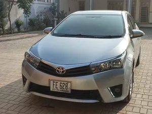 Toyota Corolla GLi 1.3 VVTi 2015 for Sale