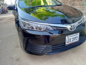 Toyota Corolla XLi VVTi 2015 for Sale