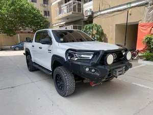 Toyota Hilux Revo V Automatic 2.8 2022 for Sale