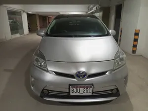 Toyota Prius S 1.8 2013 for Sale