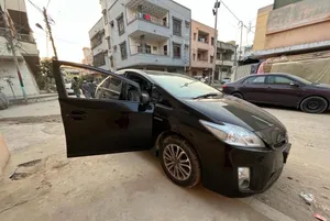 Toyota Prius S LED Edition 1.8 2011 for Sale