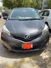 Toyota Vitz F 1.0 2012 for Sale