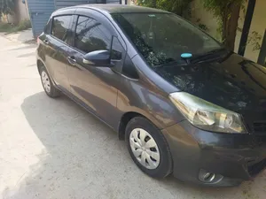 Toyota Vitz F 1.0 2012 for Sale