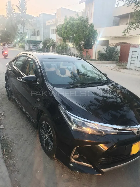 Toyota Corolla 2020 for Sale in Karachi Image-1