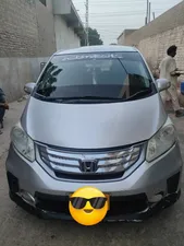 Honda Freed + Hybrid G Honda Sensing 2016 for Sale