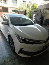 Toyota Corolla Altis Grande CVT-i 1.8 2017 for Sale