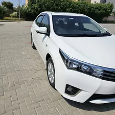 Toyota Corolla Altis Grande CVT-i 1.8 2017 for Sale