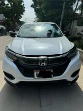 Honda Vezel Hybrid RS Honda Sensing  2018 for Sale