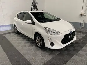 Toyota Aqua L 2015 for Sale