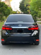 Toyota Corolla Altis Grande CVT-i 1.8 2015 for Sale