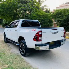 Toyota Hilux Revo V Automatic 2.8 2021 for Sale