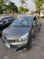 Toyota Vitz F 1.0 2011 for Sale