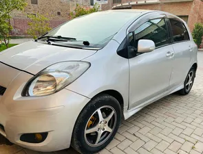 Toyota Vitz iLL 1.3 2010 for Sale