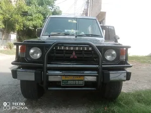 Mitsubishi Pajero Super Exceed 3.0 1988 for Sale