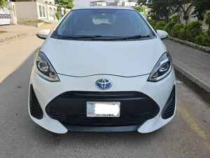 Toyota Aqua S 2013 for Sale