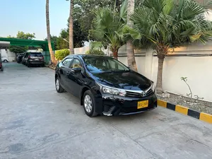 Toyota Corolla Altis Automatic 1.6 2015 for Sale