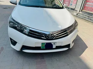 Toyota Corolla Altis Grande CVT-i 1.8 2015 for Sale