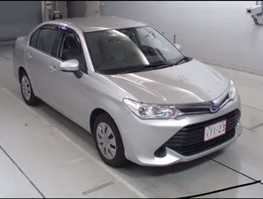 Toyota Corolla Axio Hybrid 1.5 2015 for Sale