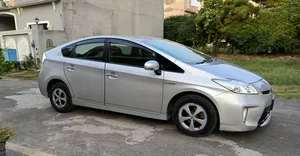 Toyota Prius L 1.8 2015 for Sale