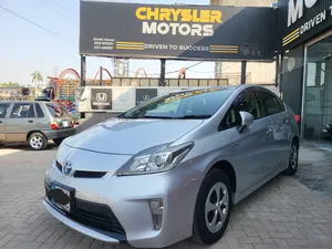 Toyota Prius S LED Edition 1.8 2012 for Sale