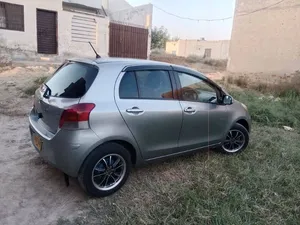 Toyota Vitz F 1.0 2013 for Sale