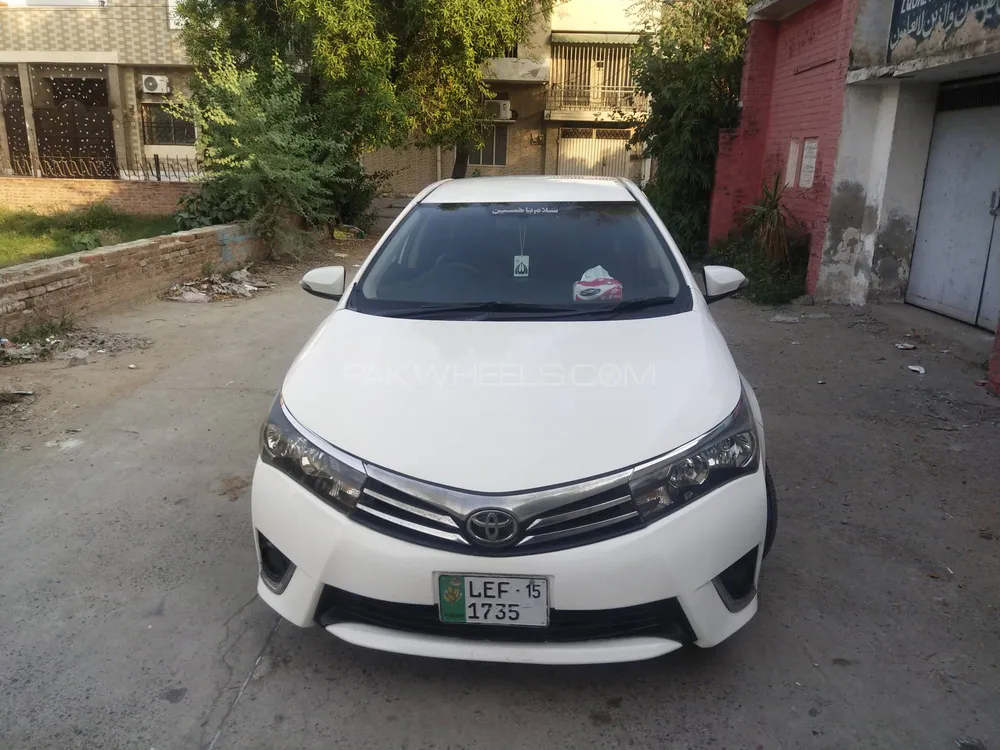 Toyota Corolla 2015 for Sale in Faisalabad Image-1