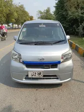 Daihatsu Move Custom L 2014 for Sale