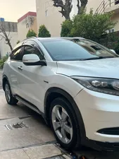 Honda Vezel Hybrid Z 2013 for Sale