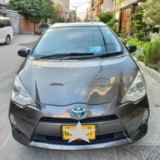 Toyota Aqua S 2014 for Sale