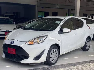 Toyota Aqua S 2018 for Sale