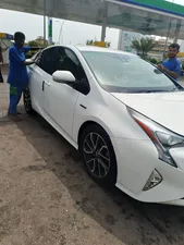 Toyota Prius S Touring Selection 2018 for Sale