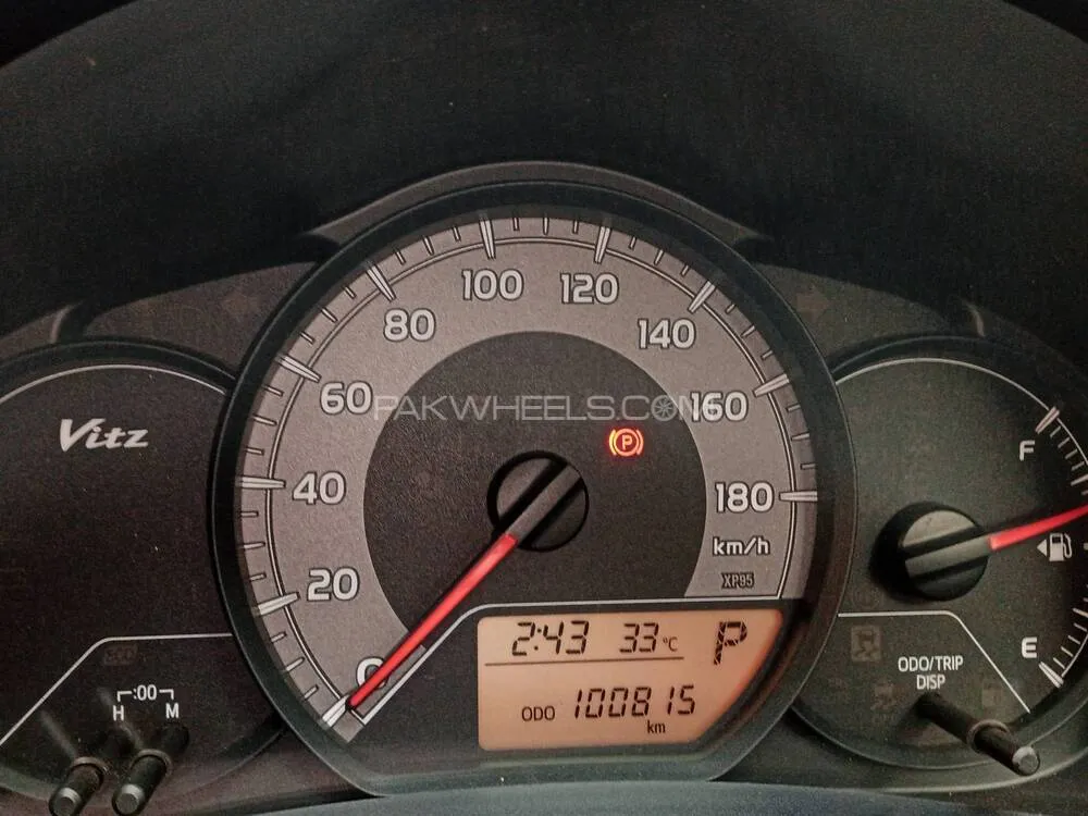 Toyota Vitz 2014 for Sale in Lahore Toyota Vitz 2014 for Sale in Lahore Image-9