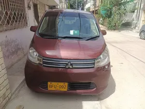 Mitsubishi Ek Wagon M e-Assist 2013 for Sale