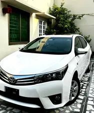 Toyota Corolla Altis Grande CVT-i 1.8 2015 for Sale