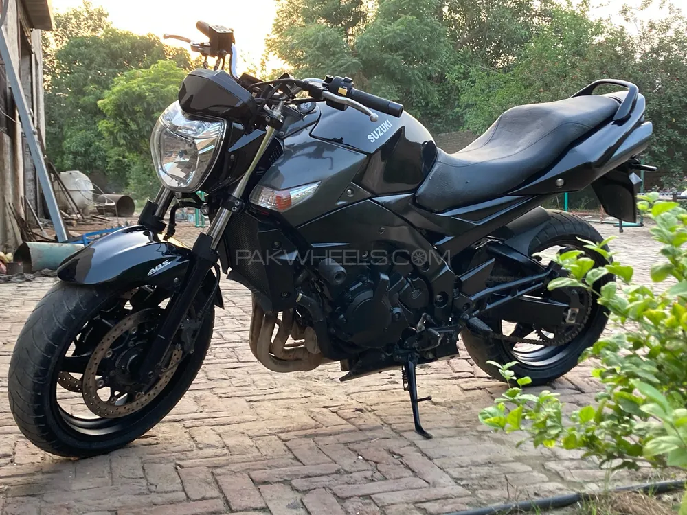 Suzuki GSF 400 2014 for Sale Suzuki GSF 400 2014 for Sale Image-2