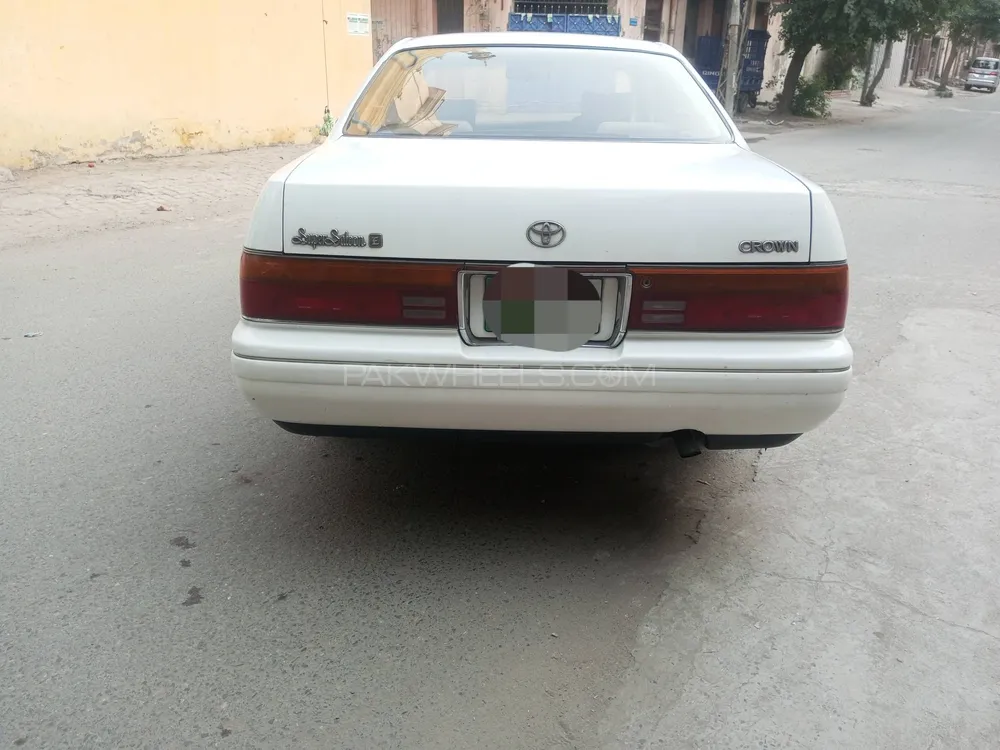 Toyota Crown 1977 for Sale in Lahore Toyota Crown 1977 for Sale in Lahore Image-4