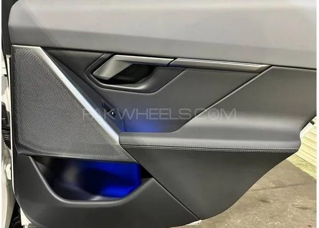 BMW 5 Series 2024 for Sale in Lahore BMW 5 Series 2024 for Sale in Lahore Image-10