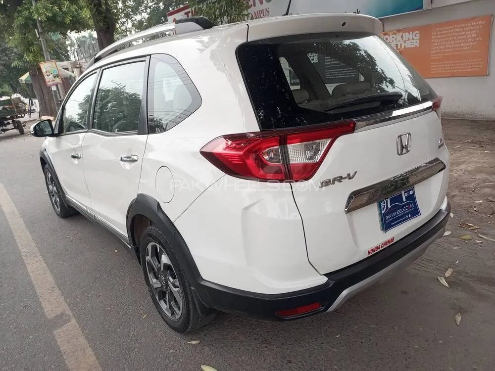 Honda BR-V 2019 for Sale in Faisalabad Honda BR-V 2019 for Sale in Faisalabad Image-4