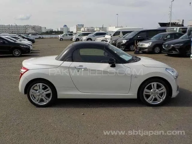Daihatsu Copen 2021 for Sale in Karachi Daihatsu Copen 2021 for Sale in Karachi Image-5