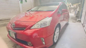 Toyota Prius Alpha S Touring Selection GR Sport 2015 for Sale