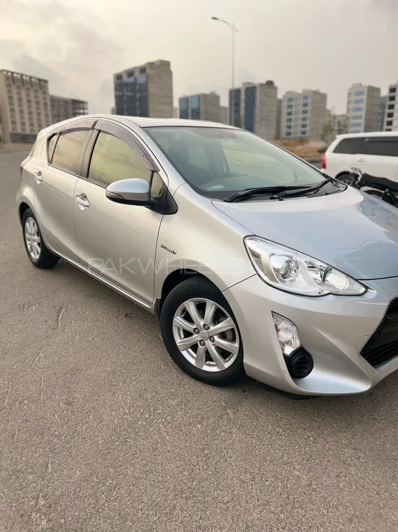 Toyota Aqua 2016 for Sale in Karachi Image-1