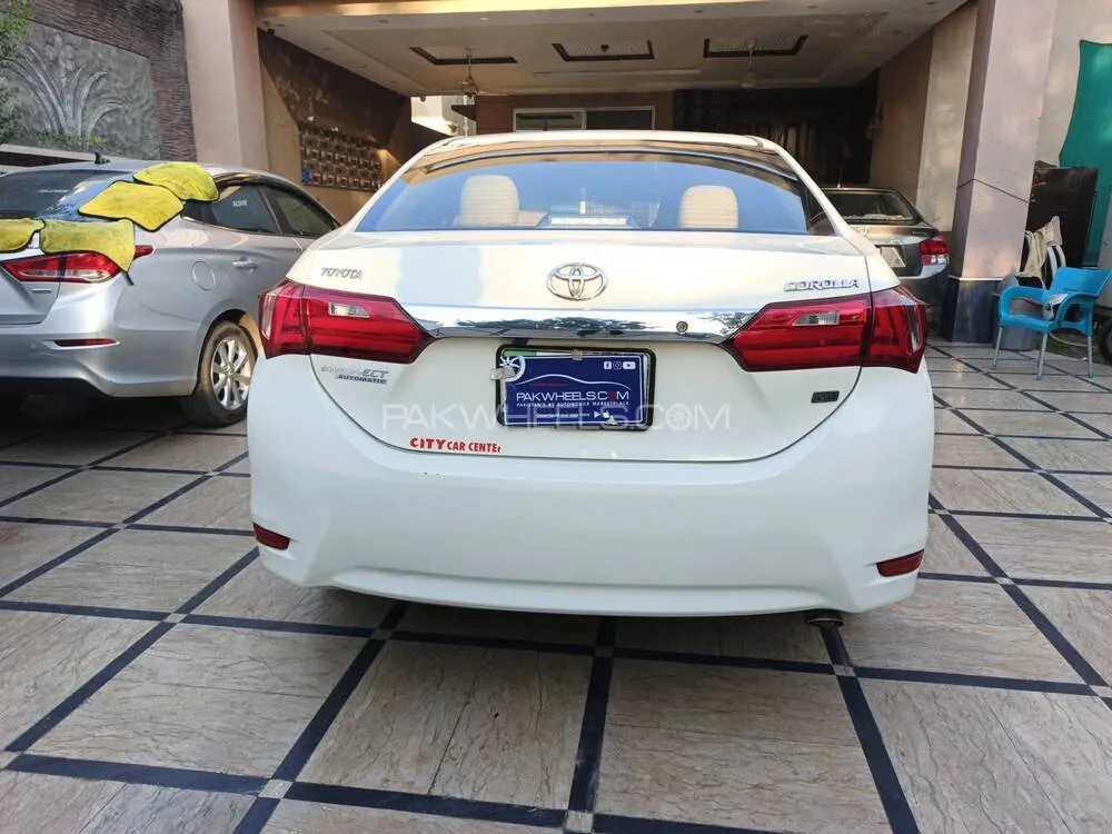 Toyota Corolla 2015 for Sale in Lahore Toyota Corolla 2015 for Sale in Lahore Image-27