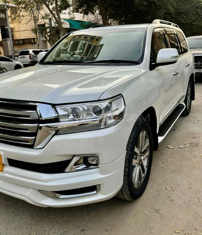 Toyota Land Cruiser 2015 for Sale in Karachi Toyota Land Cruiser 2015 for Sale in Karachi Image-3