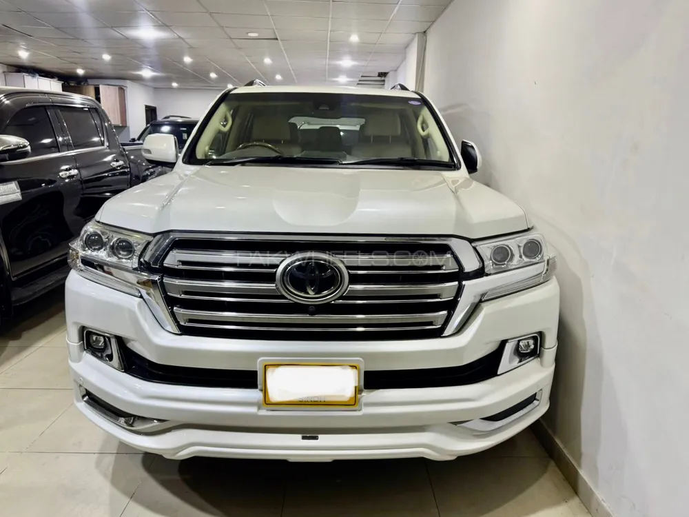 Toyota Land Cruiser 2015 for Sale in Karachi Toyota Land Cruiser 2015 for Sale in Karachi Image-2