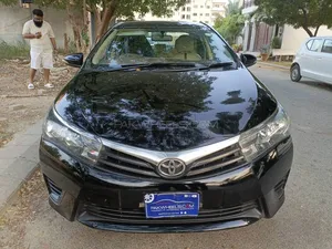 Toyota Corolla Altis Automatic 1.6 2015 for Sale