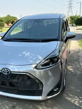 Toyota Sienta X 2020 for Sale