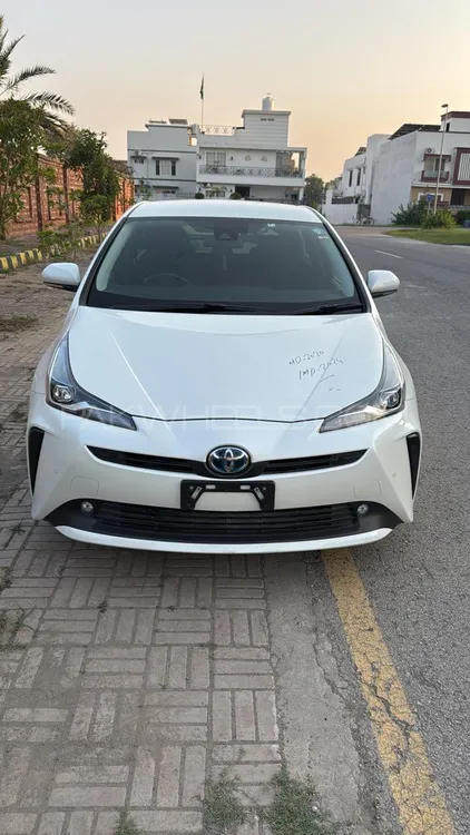 Toyota Prius 2020 for Sale in Sialkot Image-1