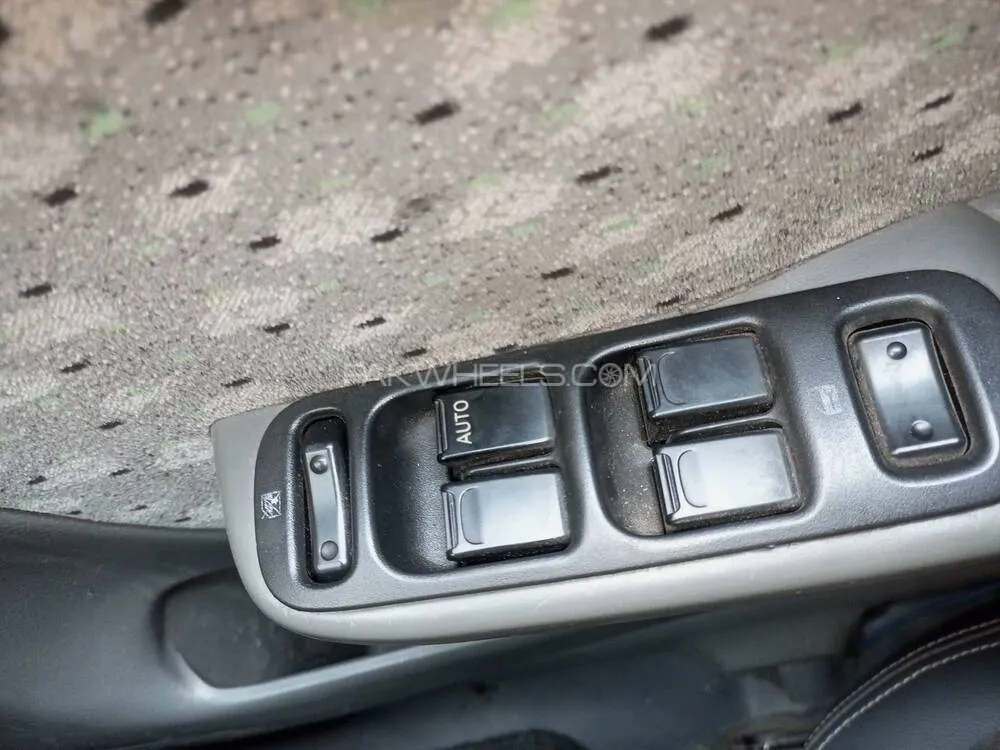 Suzuki Baleno 2003 for Sale in Lahore Suzuki Baleno 2003 for Sale in Lahore Image-12