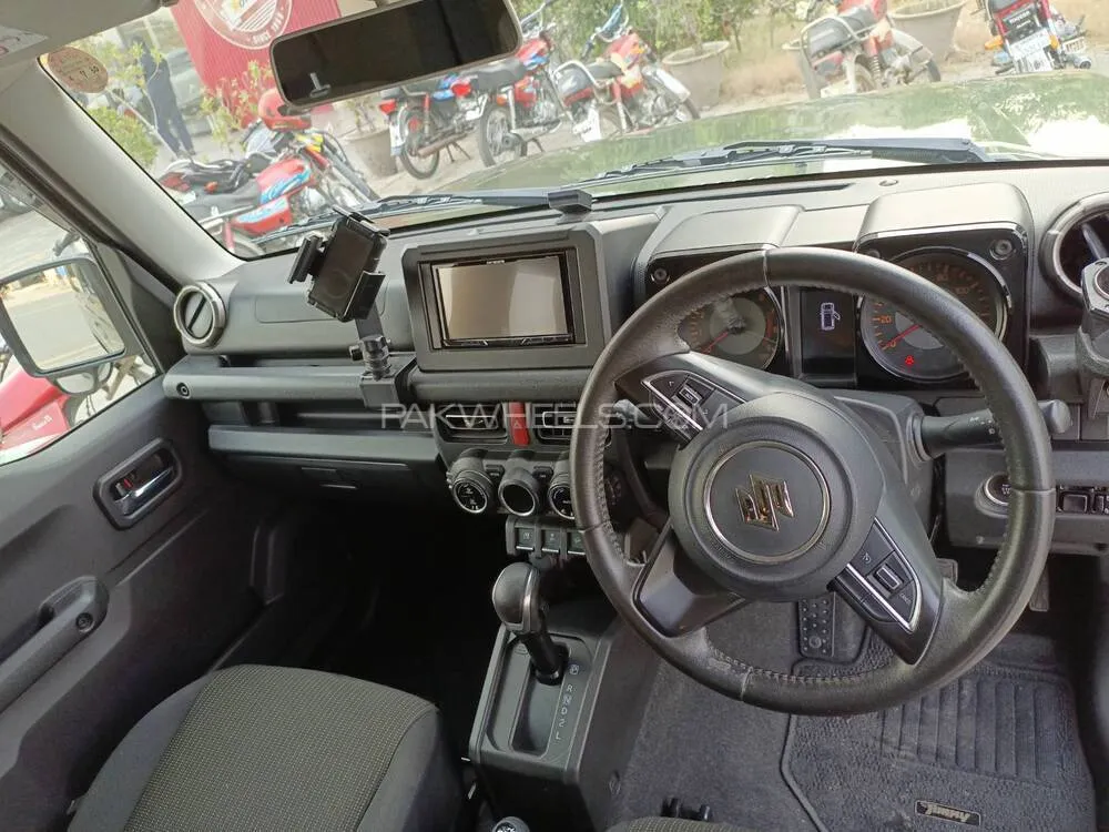Suzuki Jimny 2018 for Sale in Lahore Suzuki Jimny 2018 for Sale in Lahore Image-9